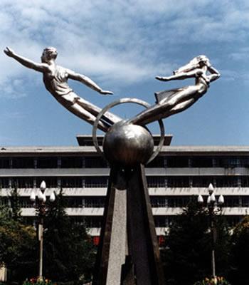 西南財(cái)經(jīng)大學(xué)校園圖片_大學(xué)圖片2