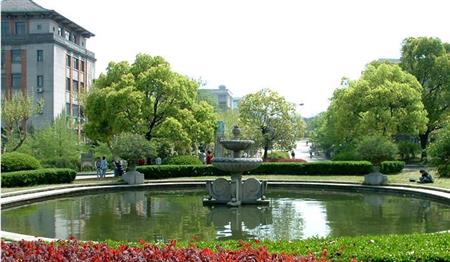 浙江大學(xué)校園圖片_校園圖片4
