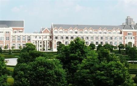 上海外國語大學(xué)校園圖片_大學(xué)圖片3
