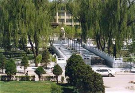 太原理工大學(xué)校園圖片_大學(xué)圖片10