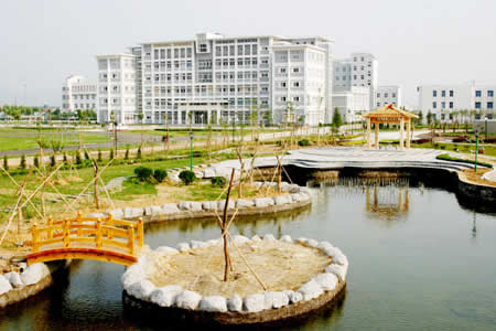 淮海工學(xué)院校園圖片_校園圖片2