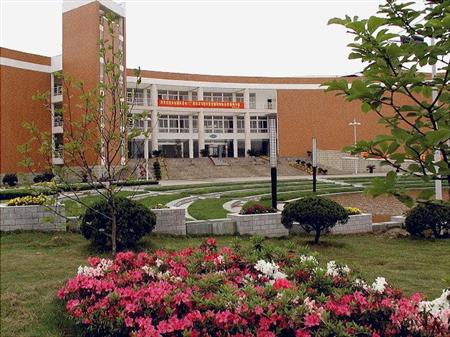 杭州電子科技大學(xué)校園圖片_校園圖片3