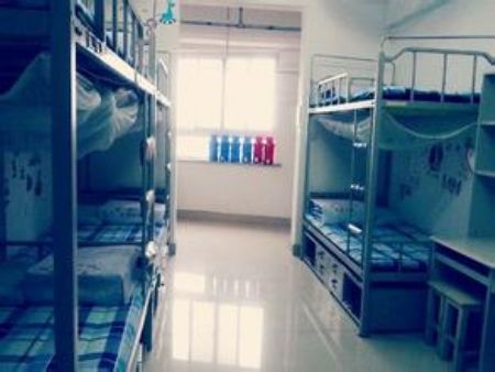 沈陽航空航天大學(xué)宿舍圖片_寢室圖片13