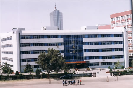 沈陽藥科大學(xué)校園圖片_大學(xué)圖片3