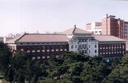 沈陽藥科大學(xué)校園圖片_大學(xué)圖片4