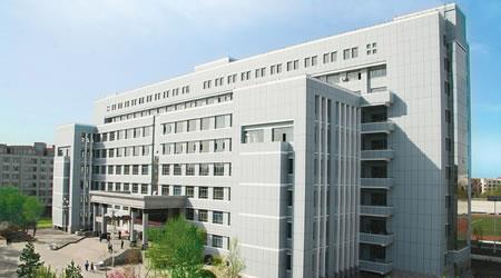 新疆財經(jīng)大學(xué)校園圖片_大學(xué)圖片2
