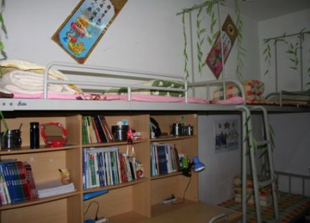 四川理工學(xué)院宿舍圖片_寢室圖片20