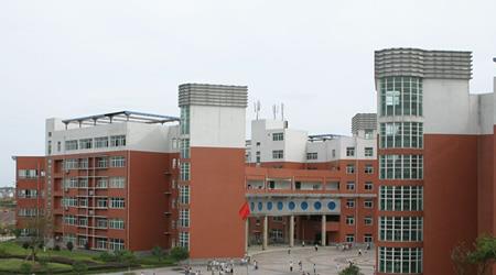 四川理工學(xué)院校園圖片_校園圖片9