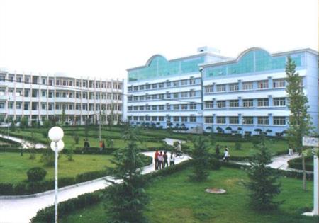 長治醫(yī)學(xué)院校園圖片_校園圖片3