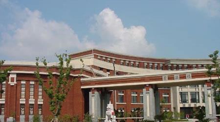 華東政法大學(xué)校園圖片_大學(xué)圖片3
