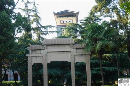 華東政法大學(xué)校園圖片_大學(xué)圖片5