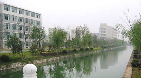 皖南醫(yī)學(xué)院校園圖片_校園圖片6
