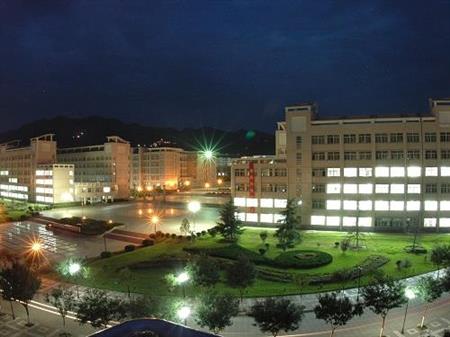 西安科技大學校園圖片_大學圖片2