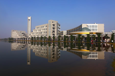 紅河學(xué)院校園圖片_校園圖片2
