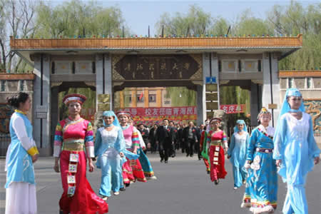 青海民族大學(xué)校園圖片_校園圖片4