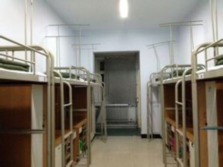 西北政法大學宿舍圖片_寢室圖片11