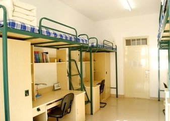 長(zhǎng)春工業(yè)大學(xué)宿舍圖片_寢室圖片20