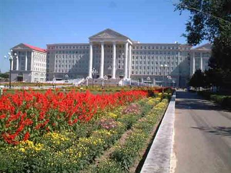 吉林農(nóng)業(yè)大學(xué)校園圖片_校園圖片3