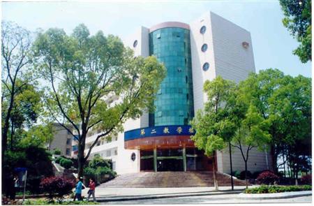湖南城市學(xué)院校園圖片_校園圖片5