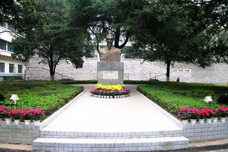 湖南中醫(yī)藥大學(xué)招生網(wǎng)