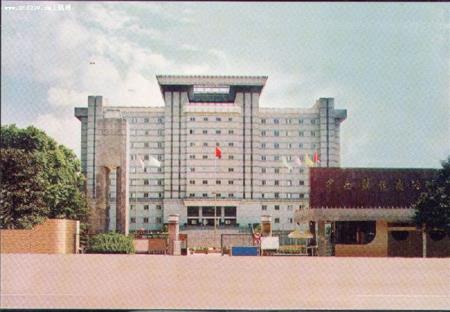 中南財(cái)經(jīng)政法大學(xué)校園圖片_校園圖片2