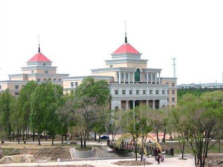 東北林業(yè)大學(xué)校園圖片_校園圖片5
