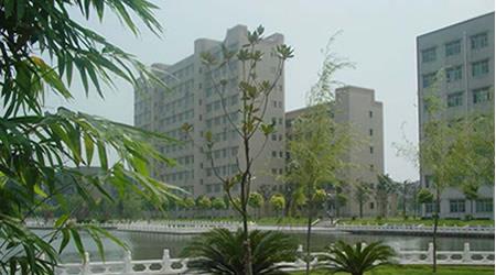 長江大學(xué)校園圖片_大學(xué)圖片4