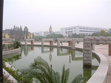 湖北工業(yè)大學(xué)校園圖片_校園圖片3
