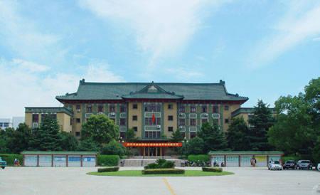 武漢體育學(xué)院校園圖片_校園圖片7