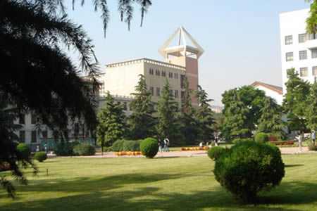 蘭州理工大學(xué)校園圖片_大學(xué)圖片2
