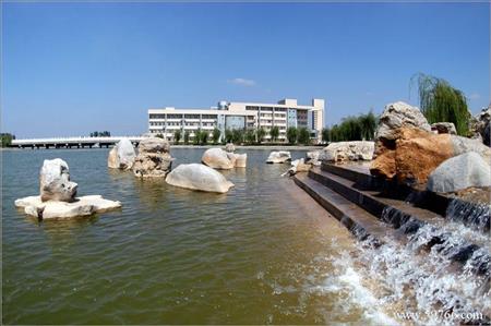 聊城大學(xué)校園圖片_校園圖片3