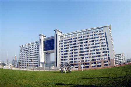 聊城大學(xué)校園圖片_校園圖片4