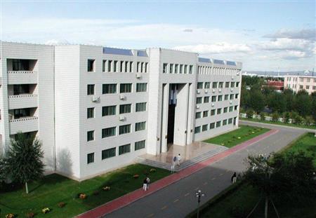 內(nèi)蒙古科技大學(xué)校園圖片_校園圖片2