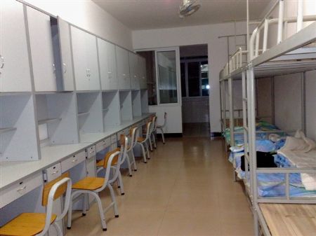桂林電子科技大學(xué)宿舍圖片_寢室圖片16
