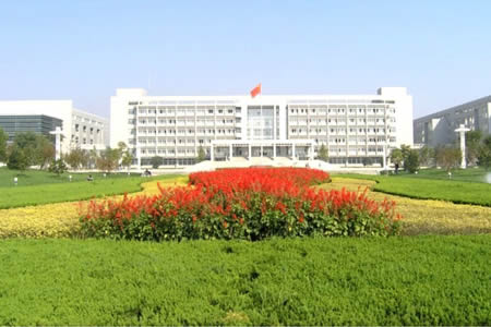山東農(nóng)業(yè)大學(xué)校園圖片_大學(xué)圖片4