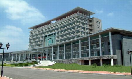 泰山醫(yī)學院校園圖片_校園風光2