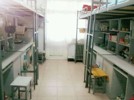 唐山學院宿舍圖片_寢室圖片15