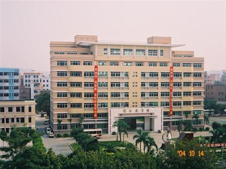廣東交通職業(yè)技術(shù)學(xué)院校園圖片_大學(xué)圖片1