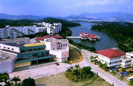 廣東亞視演藝職業(yè)學(xué)院校園圖片_大學(xué)圖片2