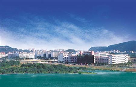 廣州工程技術職業(yè)學院校園圖片_大學圖片2