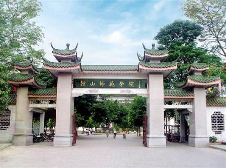 汕頭職業(yè)技術(shù)學(xué)院校園圖片_大學(xué)圖片3