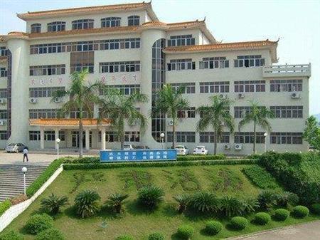 中山火炬職業(yè)技術學院校園圖片_大學圖片2