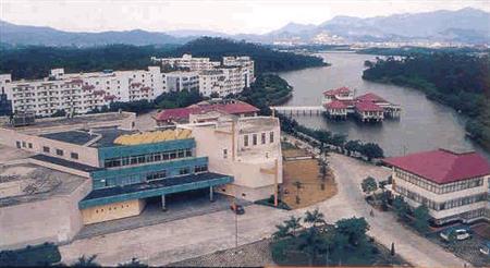 珠海藝術(shù)職業(yè)學(xué)院校園圖片_大學(xué)圖片2