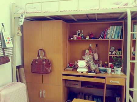 河北女子職業(yè)技術(shù)學(xué)院宿舍圖片_寢室圖片4