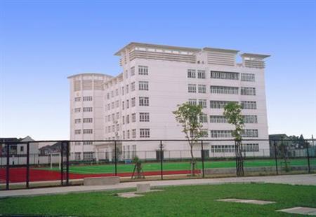 上海邦德職業(yè)技術(shù)學(xué)院校園圖片_大學(xué)圖片3