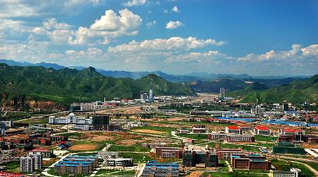 河北民族師范學(xué)院校園圖片_大學(xué)圖片3