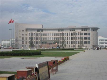 河北金融學院校園圖片_大學圖片2