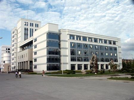 南通大學(xué)校園圖片_大學(xué)圖片6