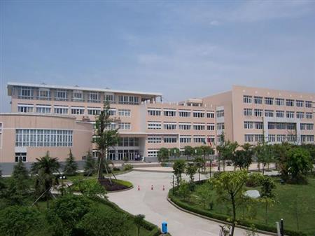 四川文理學(xué)院校園圖片_大學(xué)圖片4