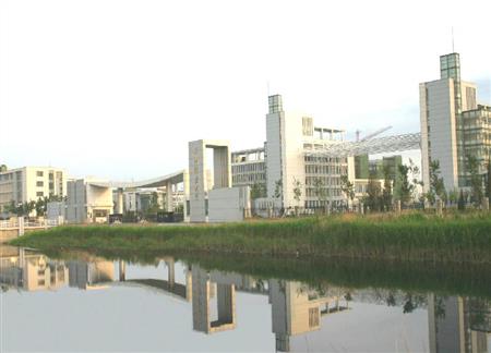 天津職業(yè)大學(xué)校園圖片_大學(xué)圖片3